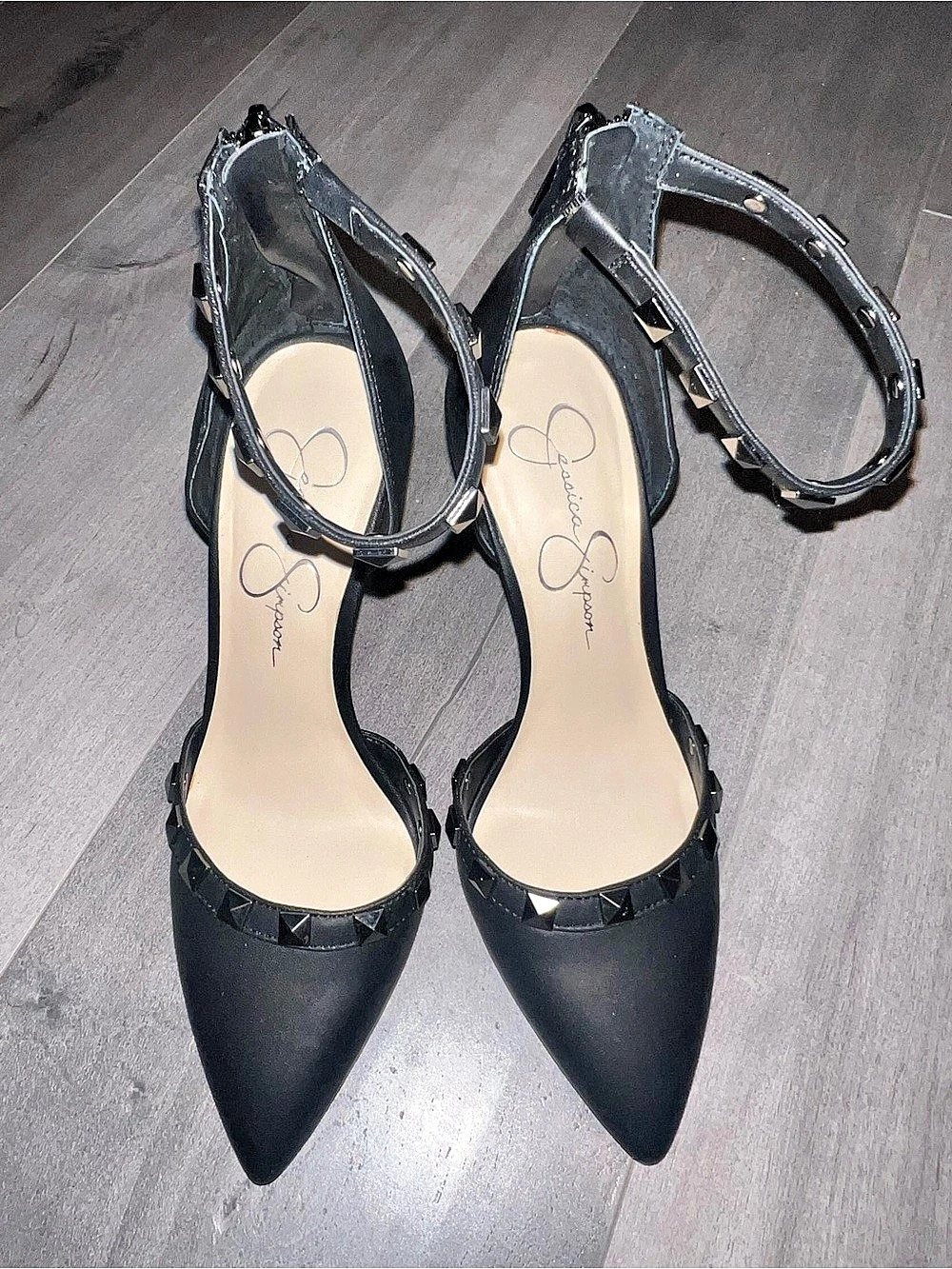 Jessica Simpson Black Studded Pointed-Toe Heels